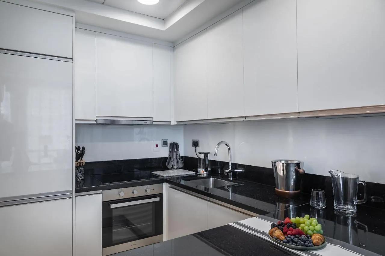 Royal Club By Rvhr, Noora Tower, Al Habtoor City, Business Bay Dubai Apartment